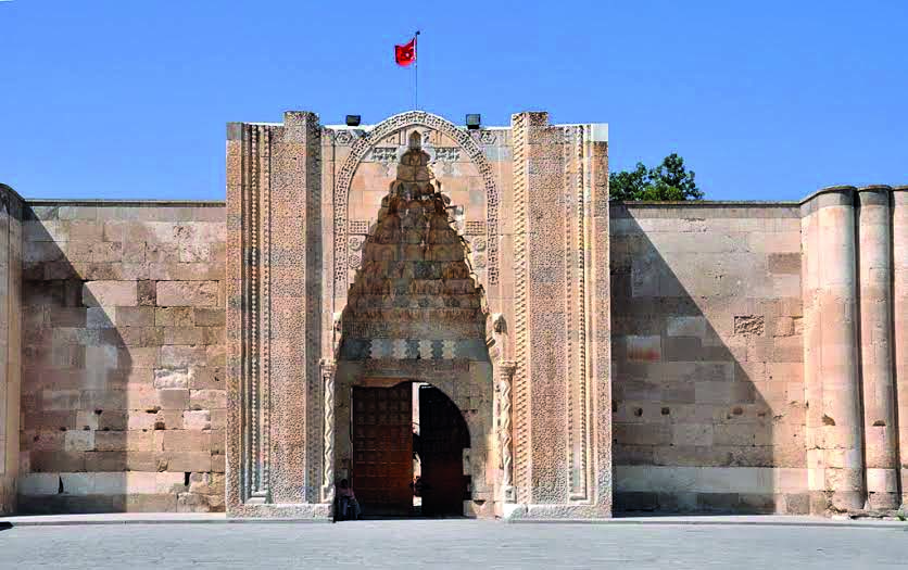 Kervansaraylar Bize Ne Söyler…